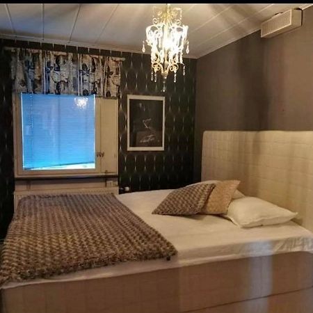 Own Private Room In A Big House! Luleå Esterno foto